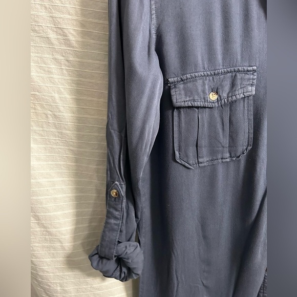 Harper Francesca's Blue Button Down Long Sleeve Viscose Roll Tab Sleeve Medium - Picture 2 of 7
